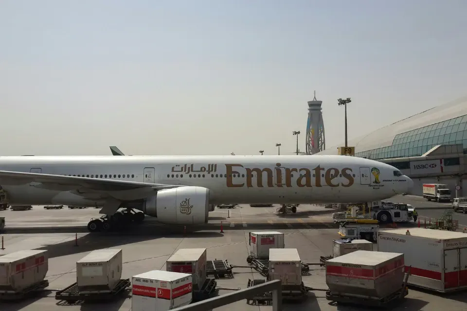 etihad vs emirates