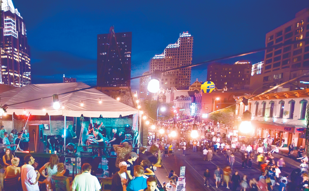 Experience Austin's Music and Nightlife