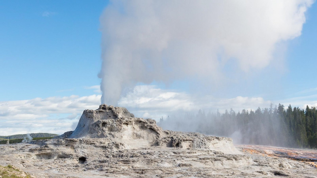 Castle Geyser: An Unusual Natural Formation