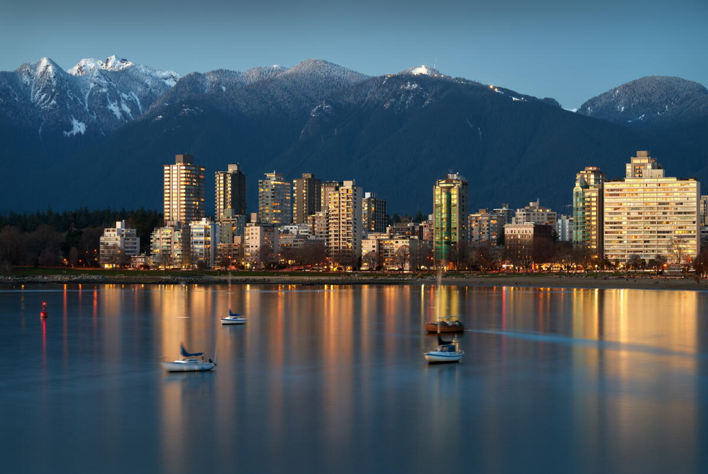 Experience Vancouver's Mountains and Waterfront