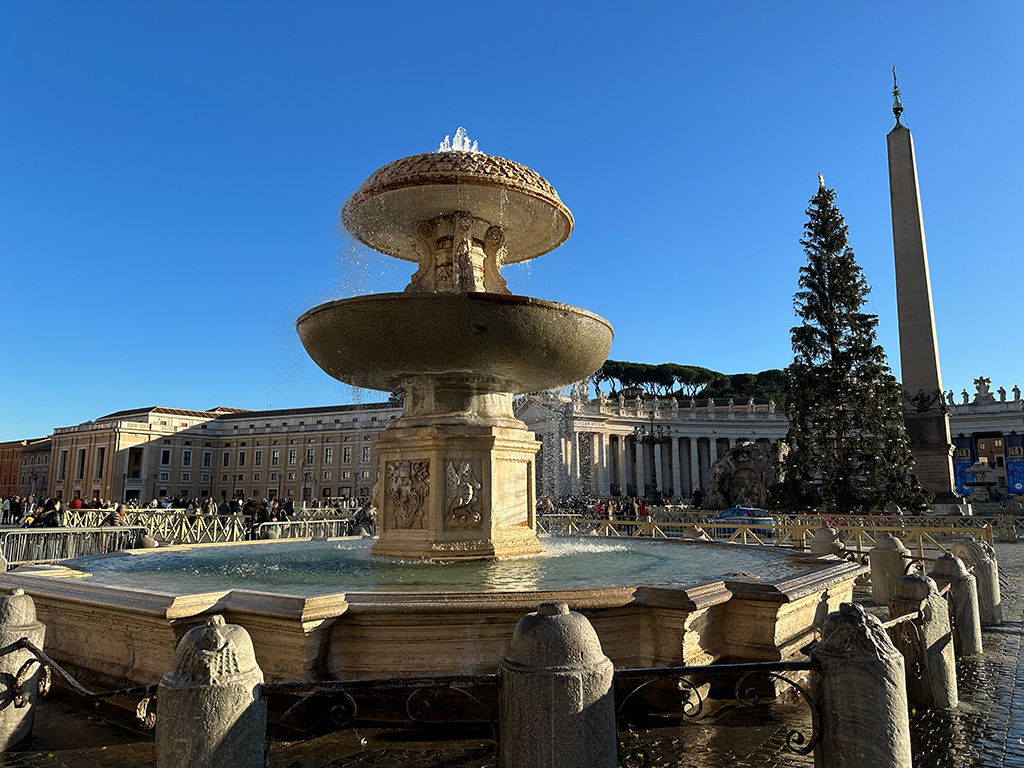 Experience the Final Walk to St Peter's Square