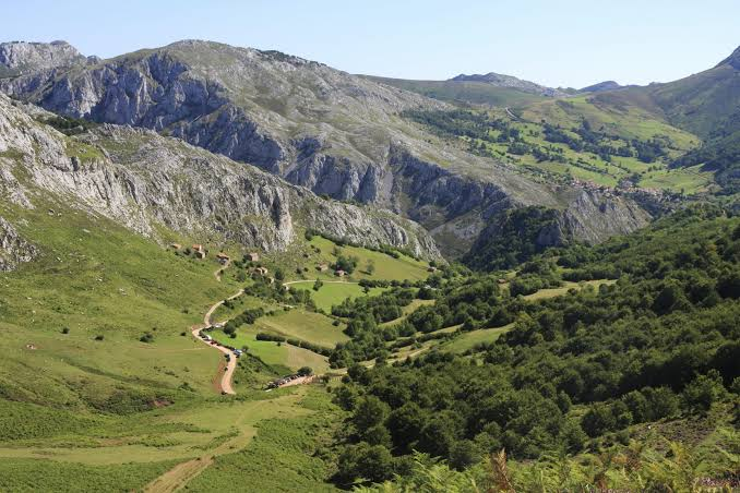 How Long Does the Camino in Italy Take?